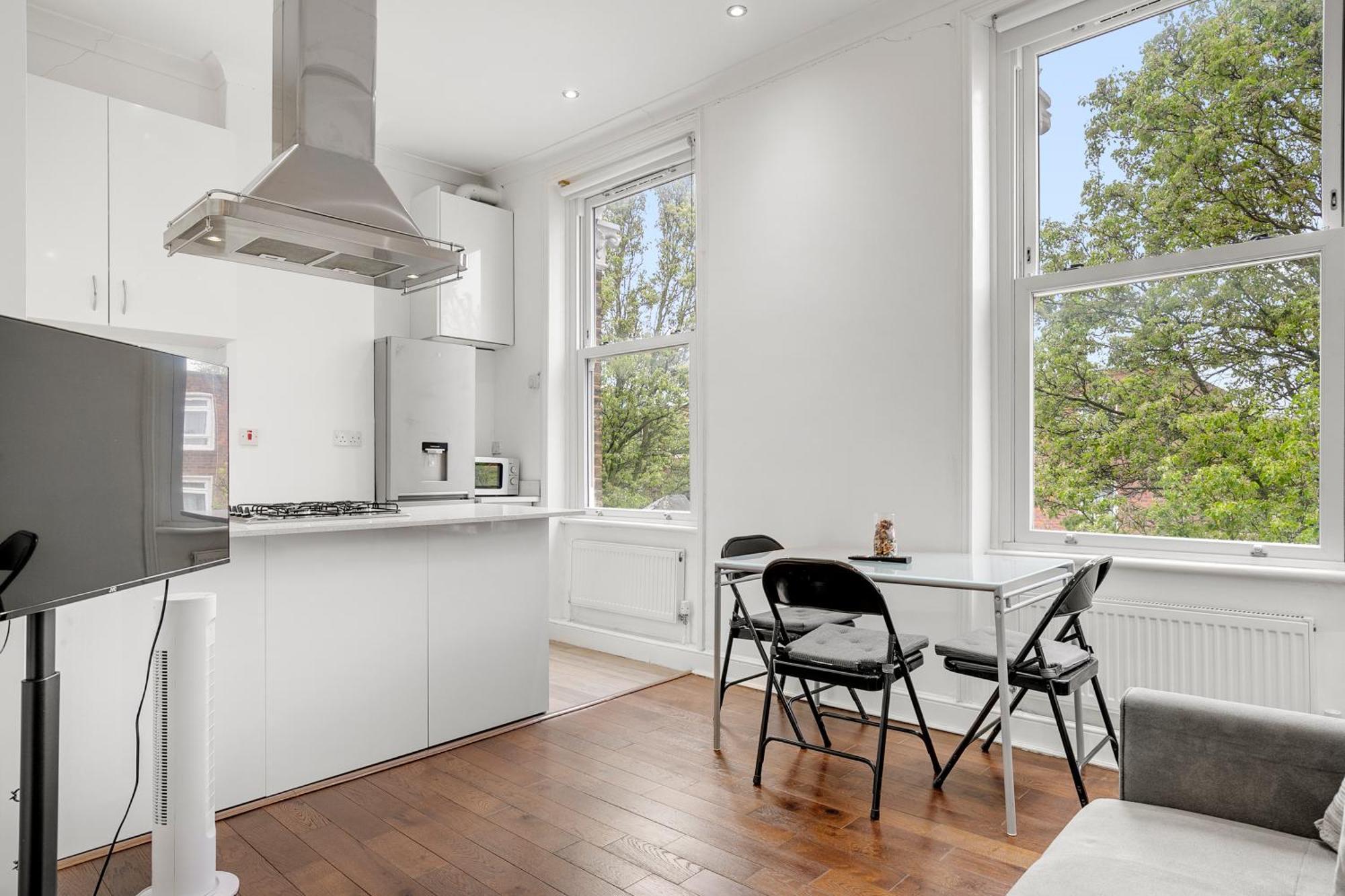 Paddington Modern Flat *